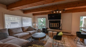 2 Br Residence With Huge, Sectional Couch Condo Crested Butte